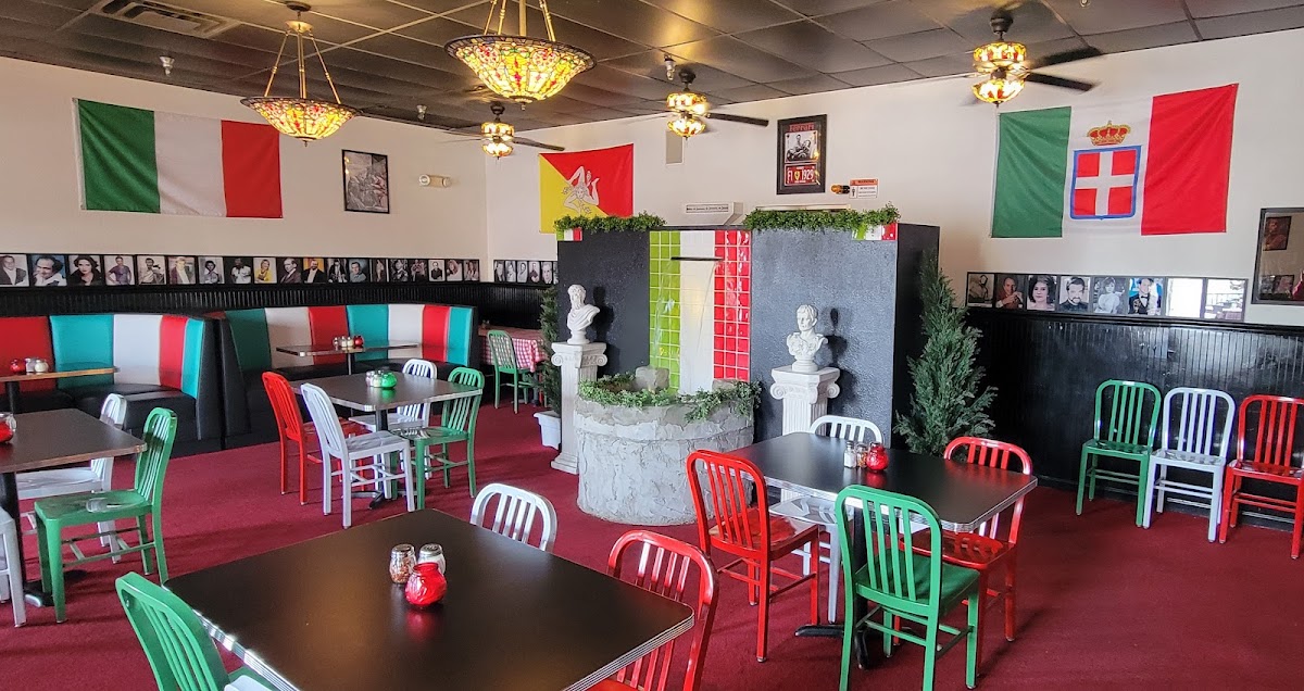 Paulie's Little Bite Of Italy